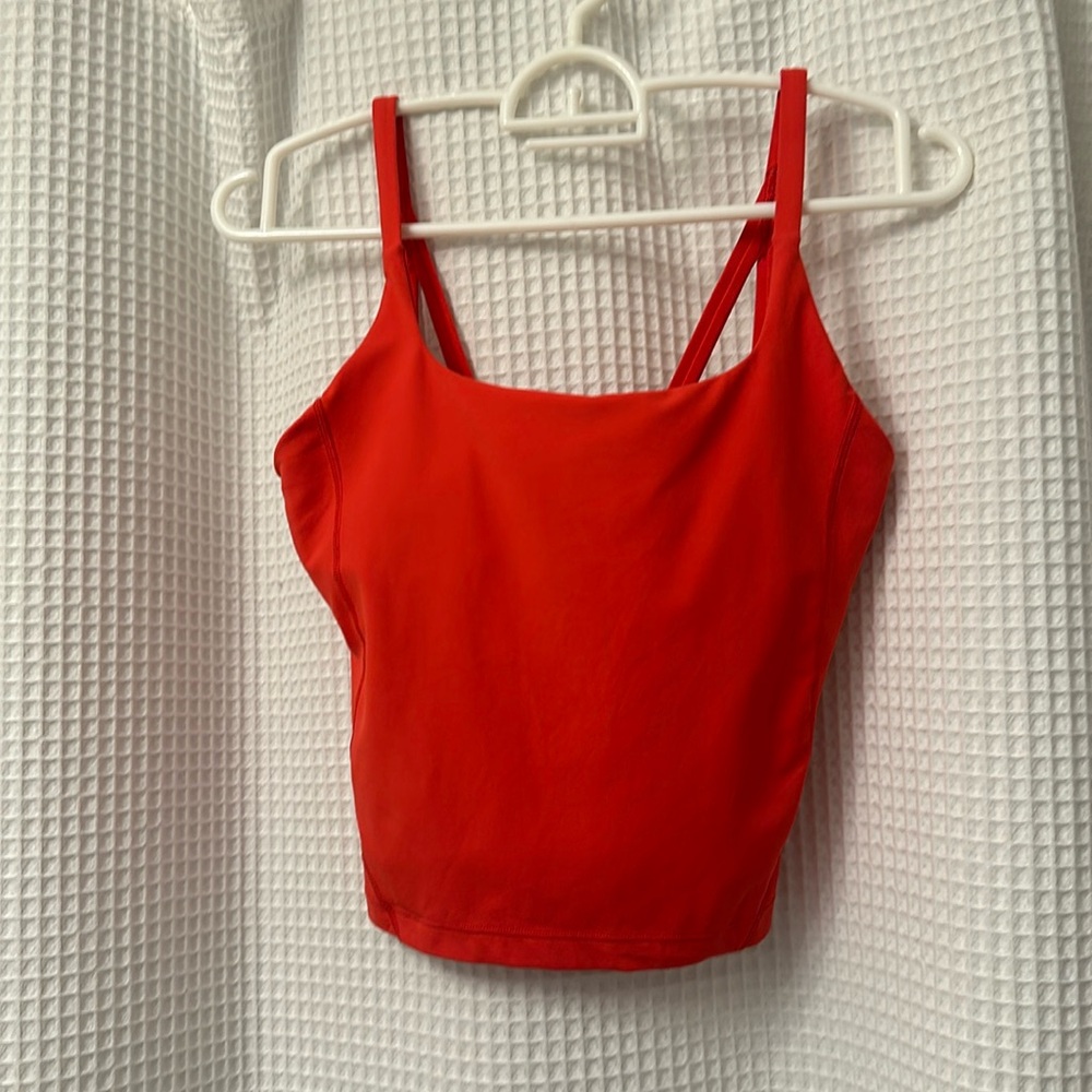 Lululemon Tank top with built in bra size 4